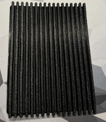 BMW E46 | Zavírací kryt zadního úložného prostoru ve středové konzoli