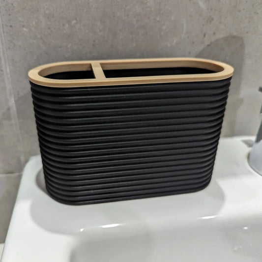 Držák na zubní kartáček a pastu